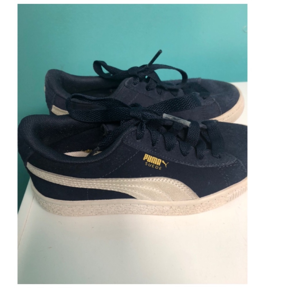 Pre -Loved ❤️Puma Suede Classic boys 13c